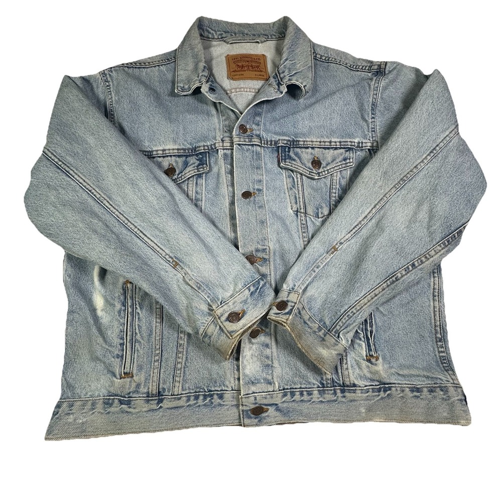 Vintage 90's Levi's Denim Trucker Jacket Blue Light Wash Size XL Made in USA GUC